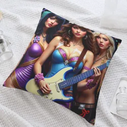Charming Lady Vintage Style Plush Pillow Cover - Okomall